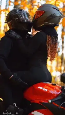 Ducati Couple