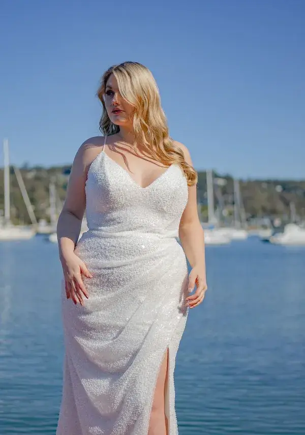 Desire wedding dress for curvy brides