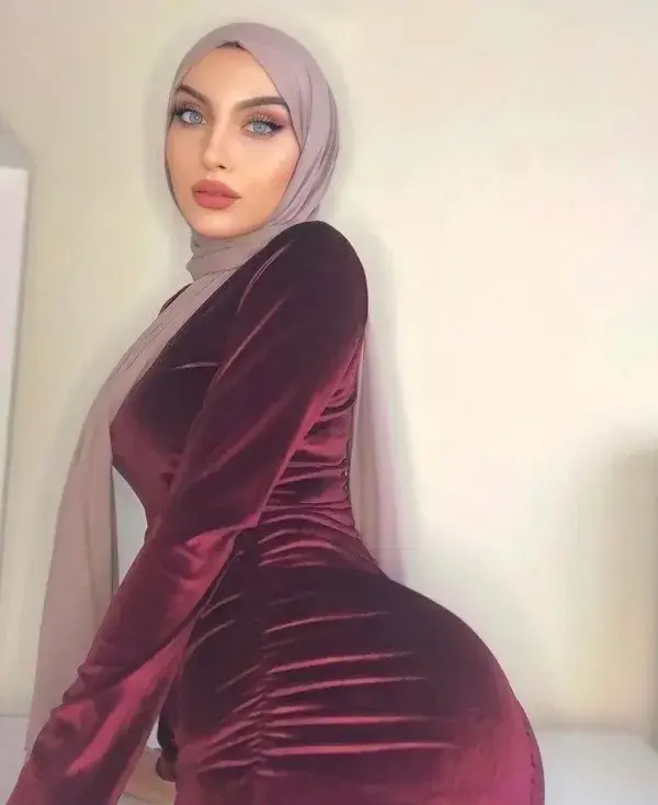 Queen 👑 Of Baddie 🔥 Hijabstyle Outfit Idea | Sarii Kubraa 🇹🇷