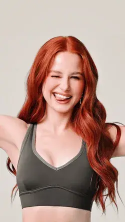 Madelaine Petsch Wallpaper