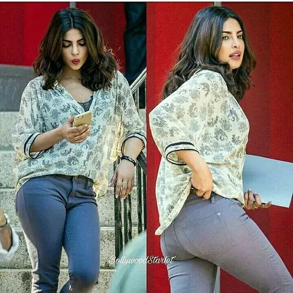 #priyankachopra Leggings 