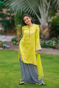 Libas e Jamila Girls Dresses Pakistani