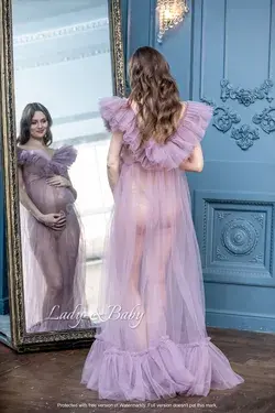 Maternity dress photo shoots tulle