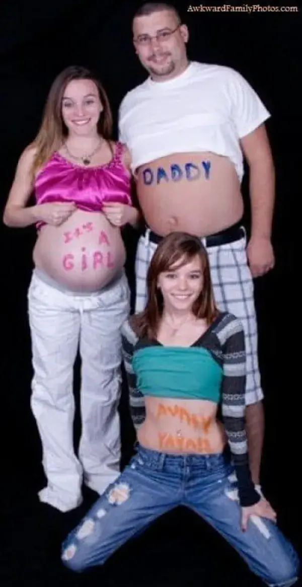 The Best Awkward Pregnancy Photos