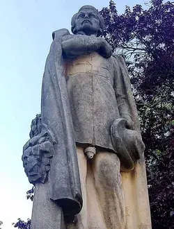 Wasp's nest on a statue