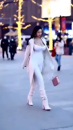 street fashion china douyin tiktok walkingmodels sexy girl
