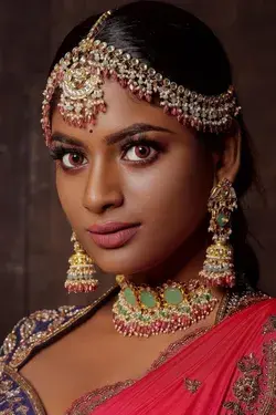 Beautiful Indian bride with dusky skin that will leave you smitten!