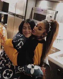 🖤🦋 billie & ariana 🦋🖤