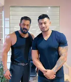 Handsome heros of Asia 🇧🇹