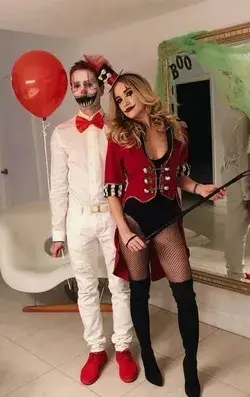 30+ Creative Couples Costume for Halloween 2020