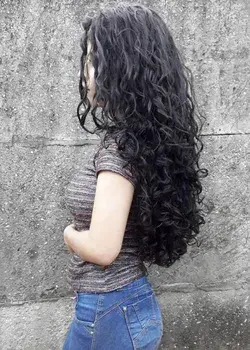 48 Feminine Curly Long Hairstyle Ideas for Young Ladies