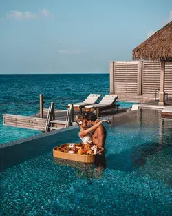 BEST LUXURY RESORT IN THE MALDIVES TO BOOK ON POINTS