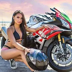 Aprilia Girl