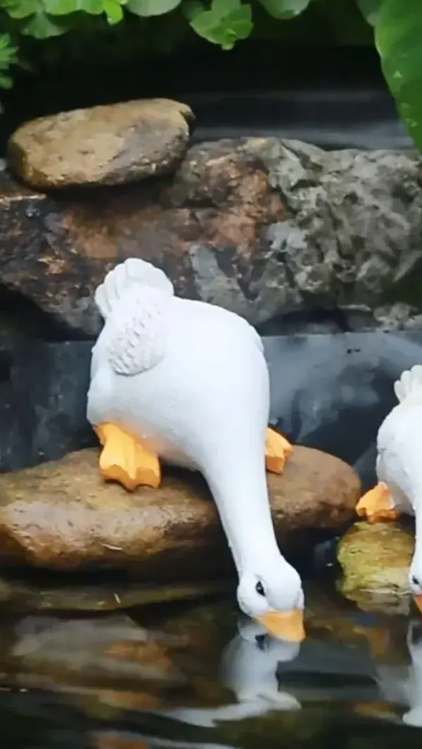 Duck Figurine Waterproof Resin Garden Ornaments