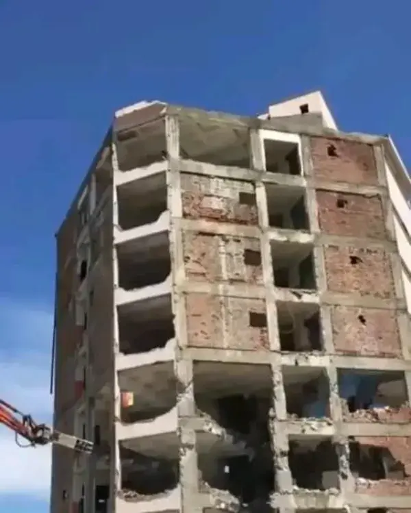 Building Demolition, Turkey #Turkey, Sound Effects