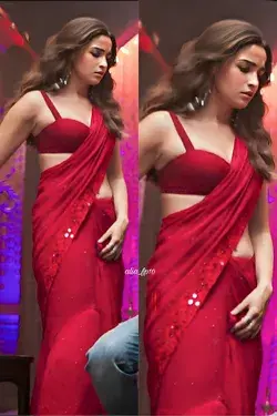 Alia bhatt in red saree