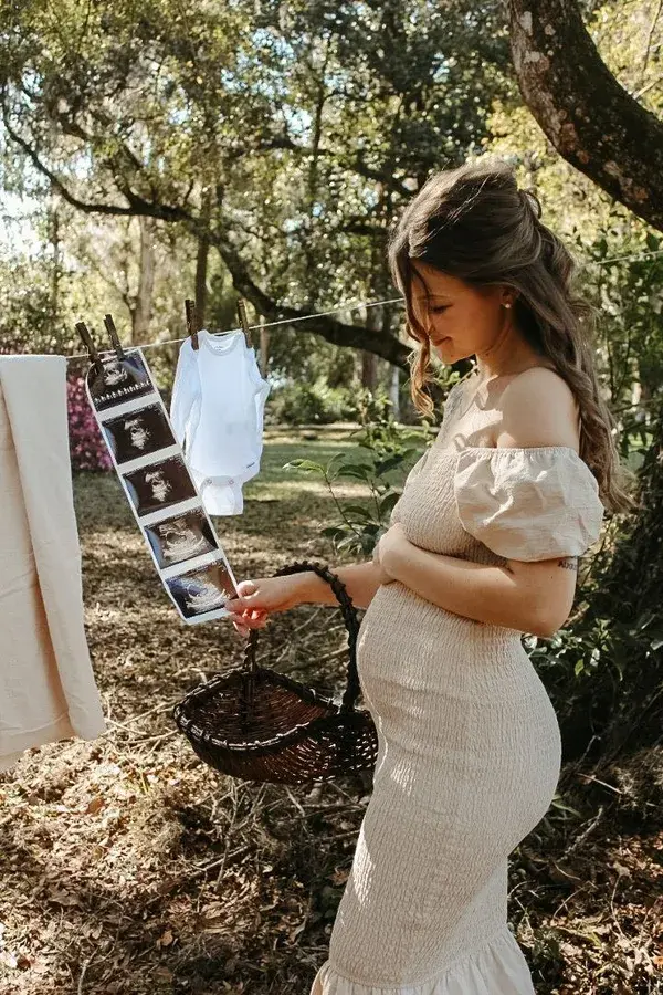 Pregnancy Announcement Photoshoot