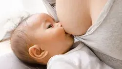 10 different breastfeeding positions