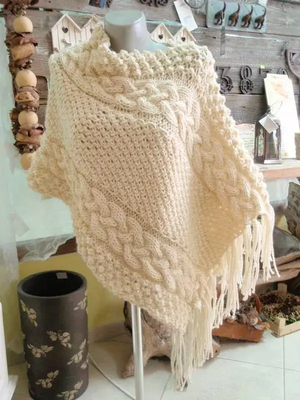 Latest 2k23 poncho and shrug pattern