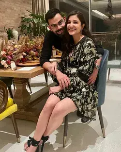 Anushka Sharma And Virat Kohli Blessed With A Baby Girl