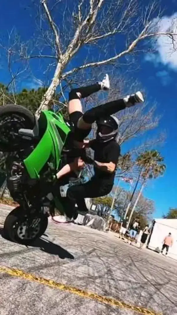 Stunt Biker Couple