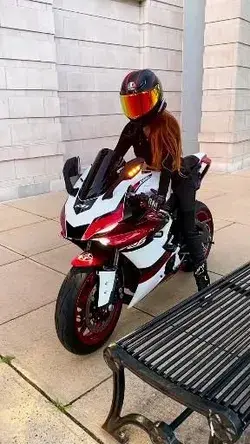 Yamaha R1