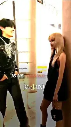 taehyung é lisa