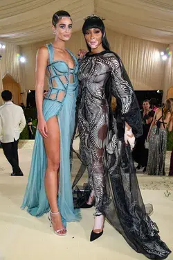 Taylor Hill & Winnie Harlow: at the 2021 Met Gala in New York City wearing Atelier Versace