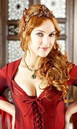 Meryem Uzerli, Hurrem Sultan.