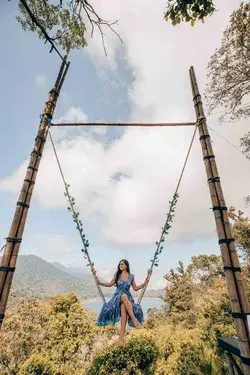 Enjoy the Magnificent View in Bali with These 10 Instagrammable Swings