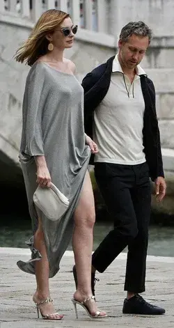 Anne Hathaway & Adam Shulman