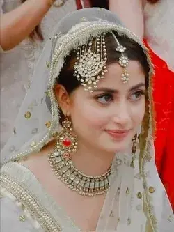 Sajal Ali 