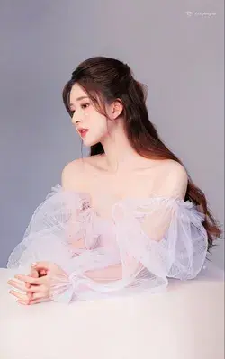 Triệu Lộ Tư (Rosy)