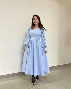Нежное голубое платье