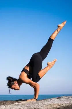 Yoga, Yoga Poses, Yoga Tips, Beach Yoga, Workout, Yoga Lifestyle, Yoga Inspiration, Yoga Ideas, Fit