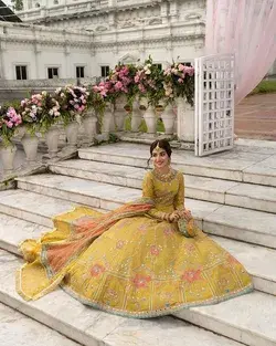 Kinza Hashmi Beautiful Dresses 2023