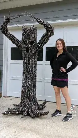 Halloween DIY Creepy Tree