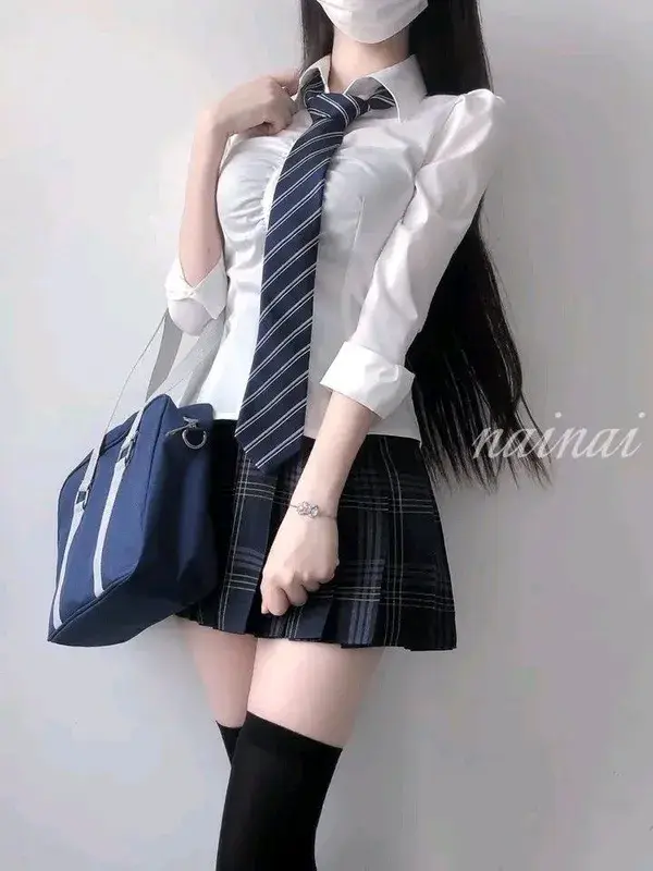 School Uniform picture idea