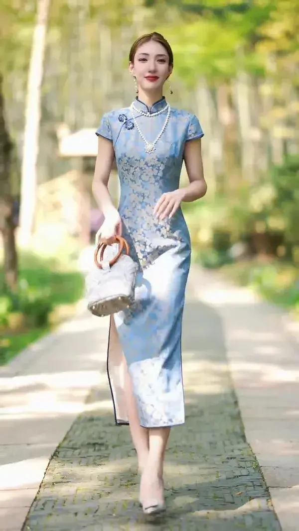 19 mome mulberry silk, high end blue long Qipao