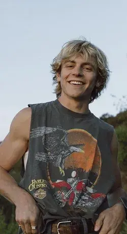 Ross Lynch 💕 ...