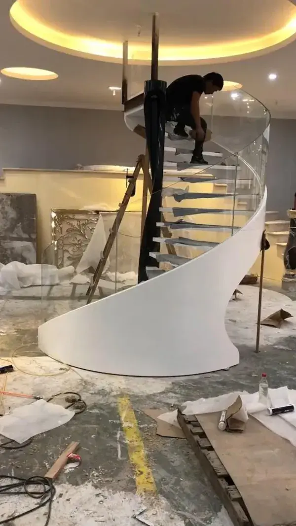 Modern Art Curved Glass Balustrade Spiral Staircase