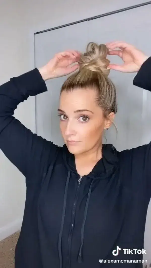 Pretty Top Knot Bun Hairtyles - Hair Tutorial