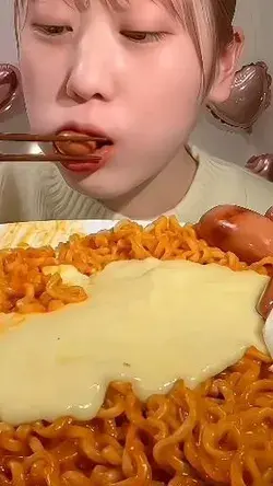 🧺 :  ๋࣭    ℱᥲᥒᥴᥲm! mukbang 🌿