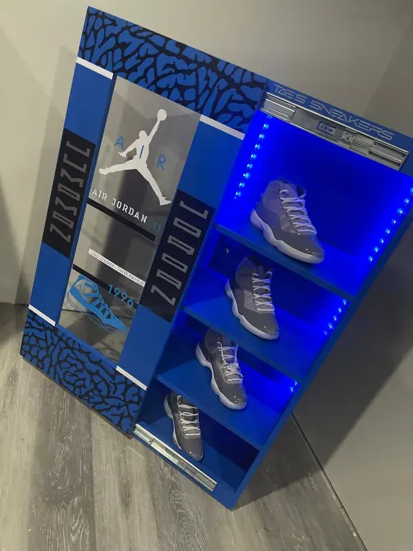 Sneaker Locker