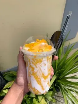 mango smoothies