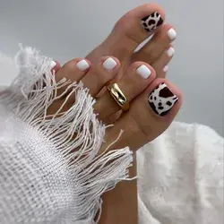 trending-winter-holyday-christmas toenials - short - nials designs- ideas western-tiger-nail-toe-art