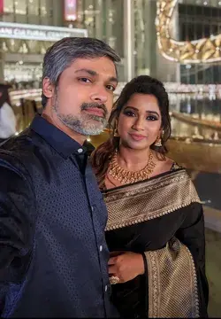 Shreya ghoshal with her beloved husband 💞