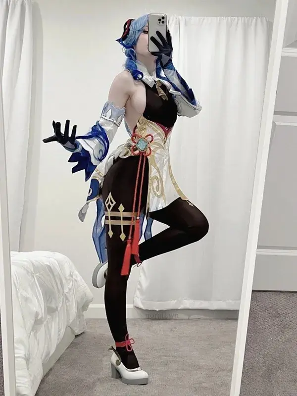 60+ Zoey~ Cool Anime Cosplay Collection