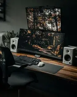 Dark Mood Setup Ideas For Your Inspiration & Minimalist Tech