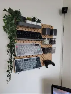 Keyboard Wall Organizer